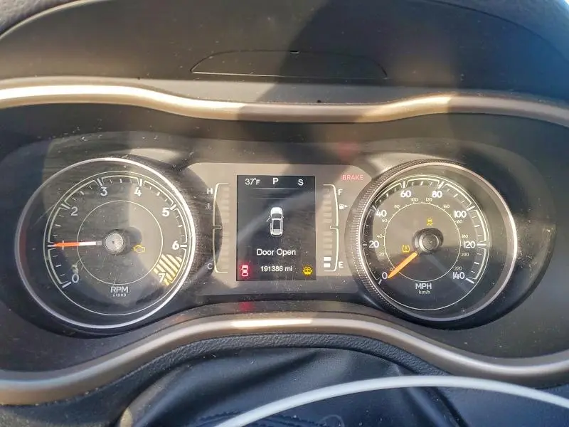 2015 JEEP CHEROKEE LATITUDE PLUS  