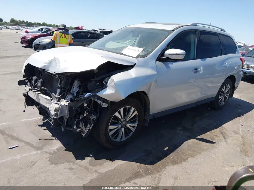 2017 NISSAN PATHFINDER SL