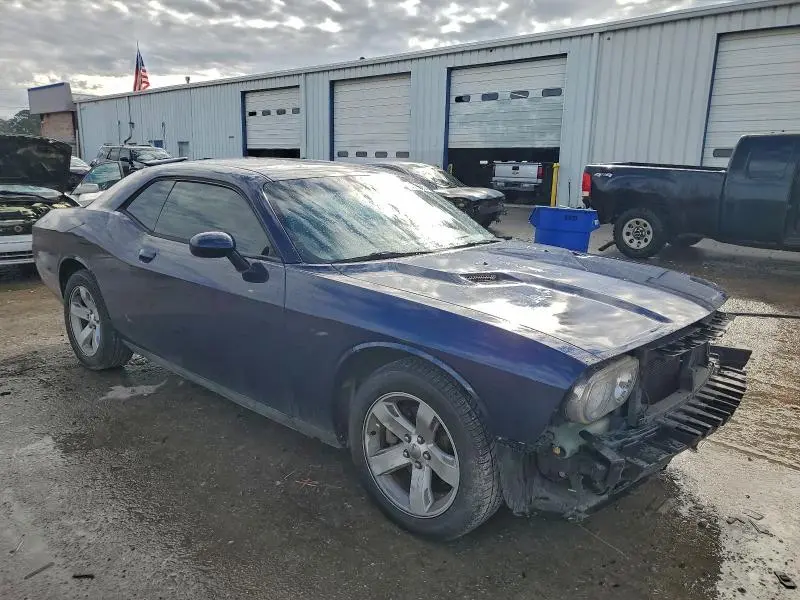 2014 DODGE CHALLENGER SXT  
