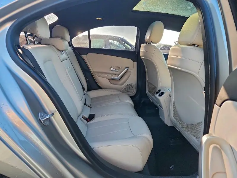 2020 MERCEDES-BENZ A 220  