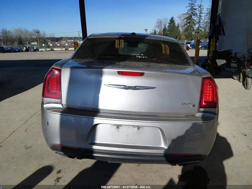 2016 CHRYSLER 300 S