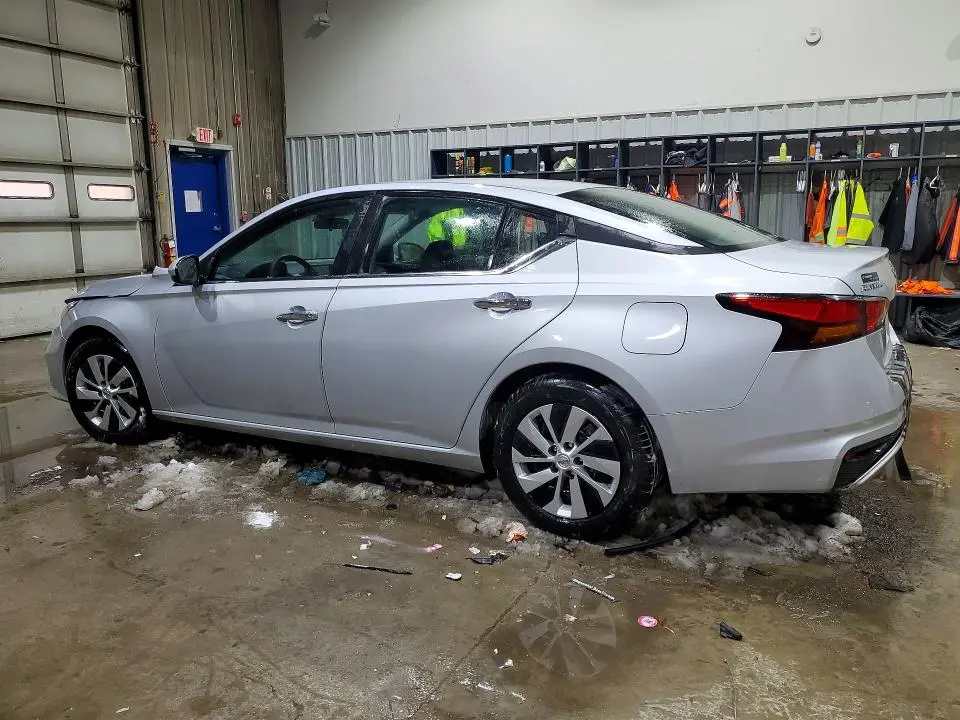 2021 NISSAN ALTIMA S  