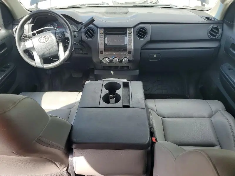2017 TOYOTA TUNDRA SR  
