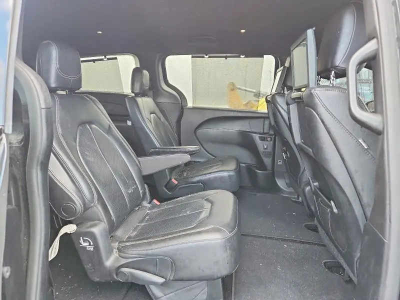 2018 CHRYSLER PACIFICA TOURING L PLUS  