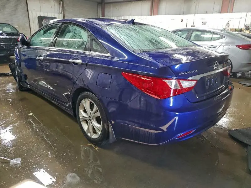 2013 HYUNDAI SONATA SE  