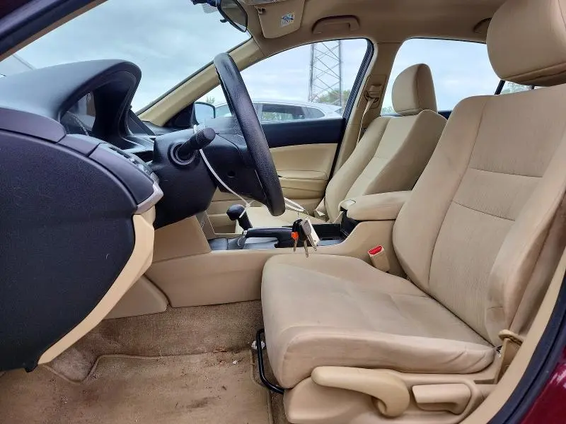 2012 HONDA ACCORD LX  