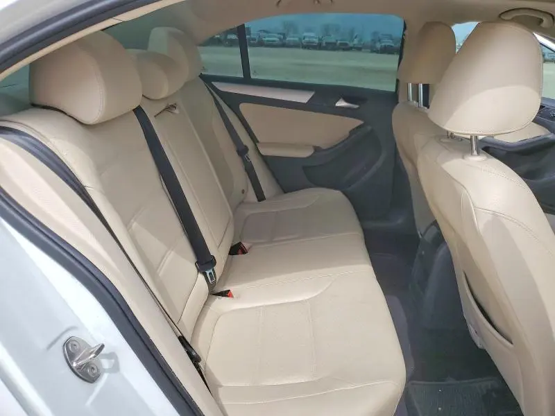 2018 VOLKSWAGEN JETTA SEL  