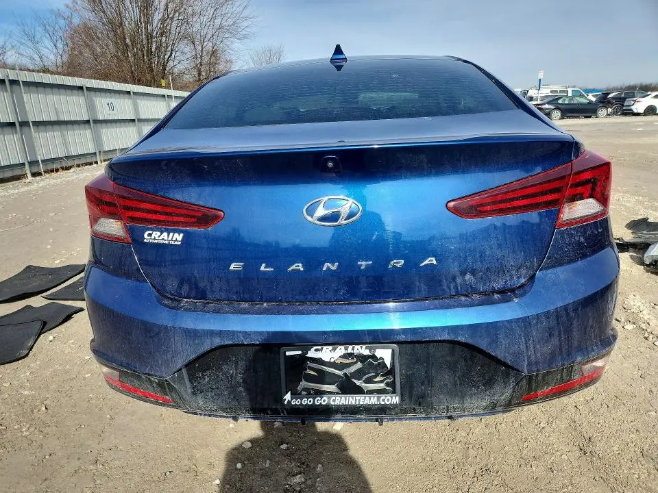 2019 HYUNDAI ELANTRA SEL  