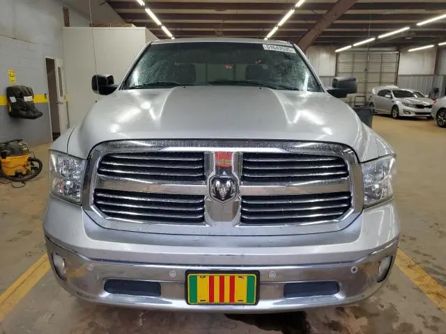 2015 RAM 1500 SLT  