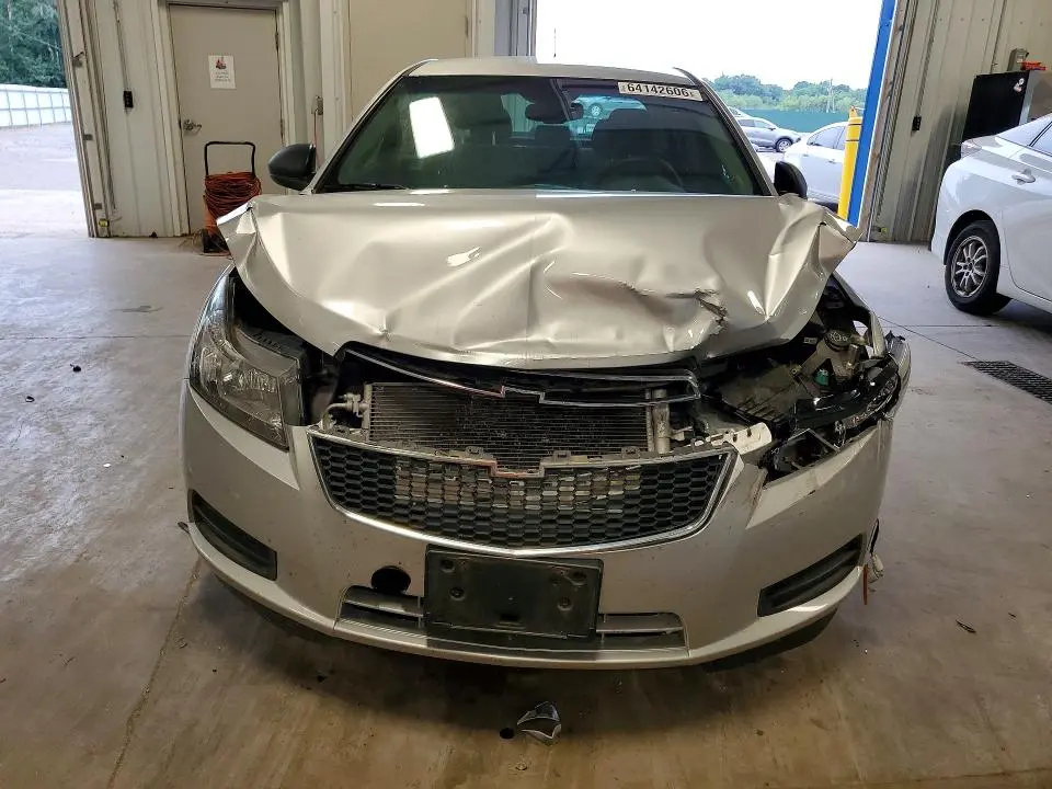 2011 CHEVROLET CRUZE LS  