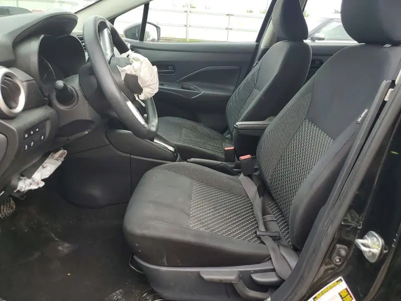 2020 NISSAN VERSA S  