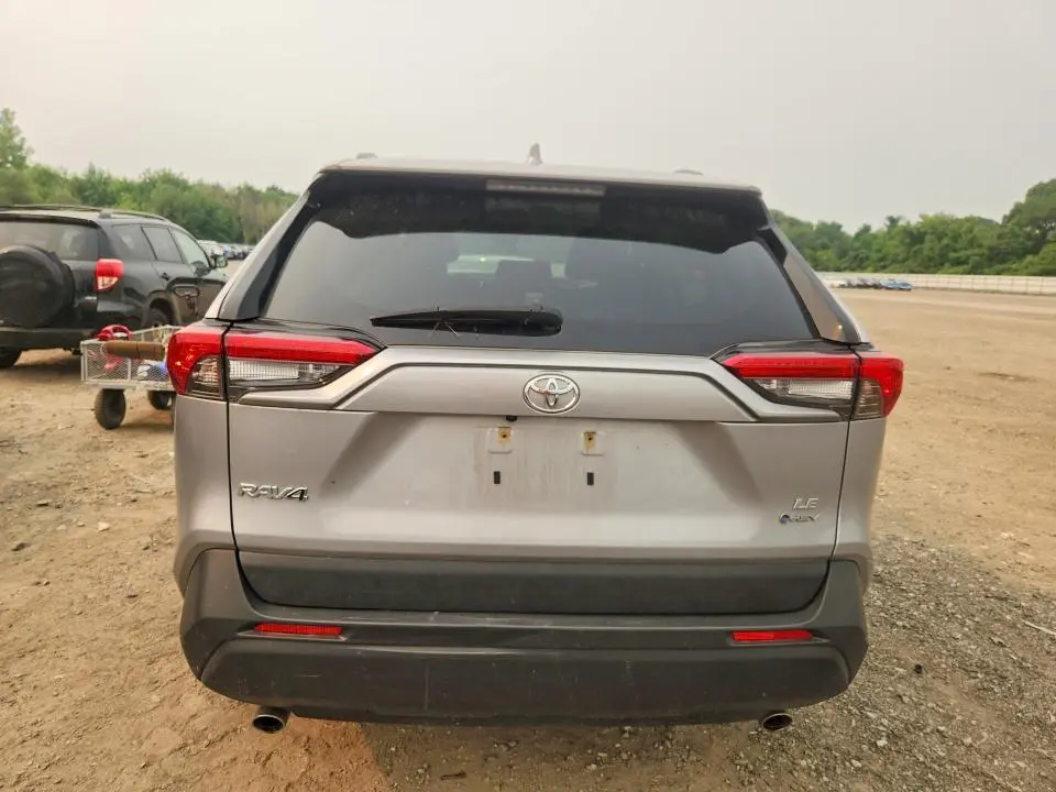 2025 TOYOTA RAV4 LE  