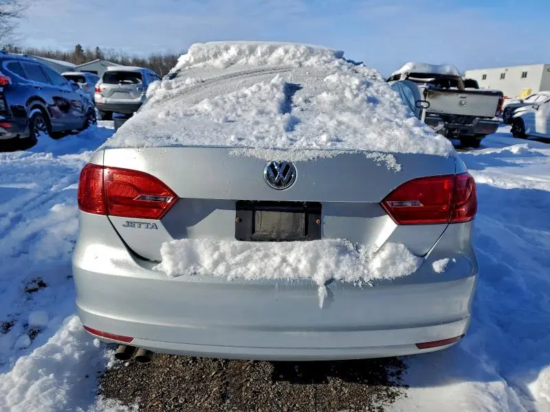 2014 VOLKSWAGEN JETTA BASE  