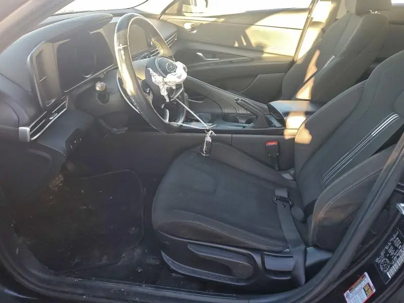 2021 HYUNDAI ELANTRA SEL  