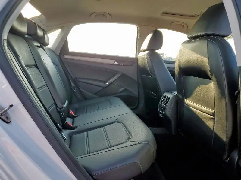 2022 VOLKSWAGEN PASSAT SE  
