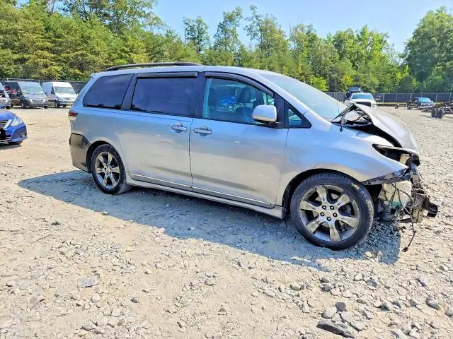 2012 TOYOTA SIENNA CE  