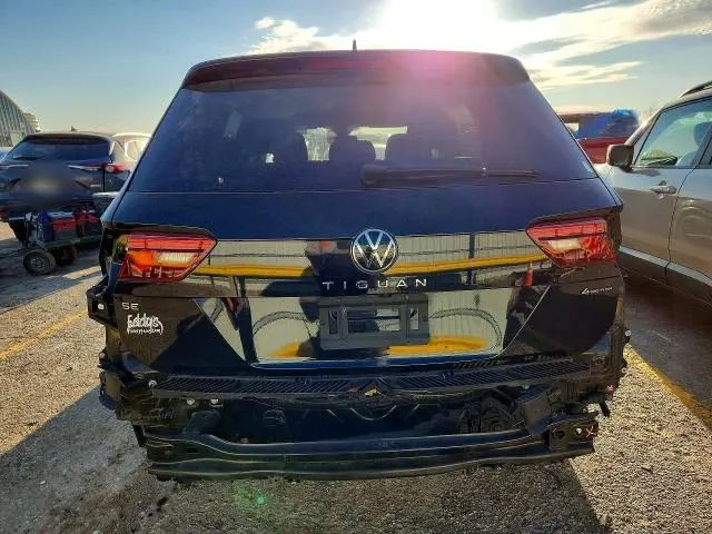 2022 VOLKSWAGEN TIGUAN SE  