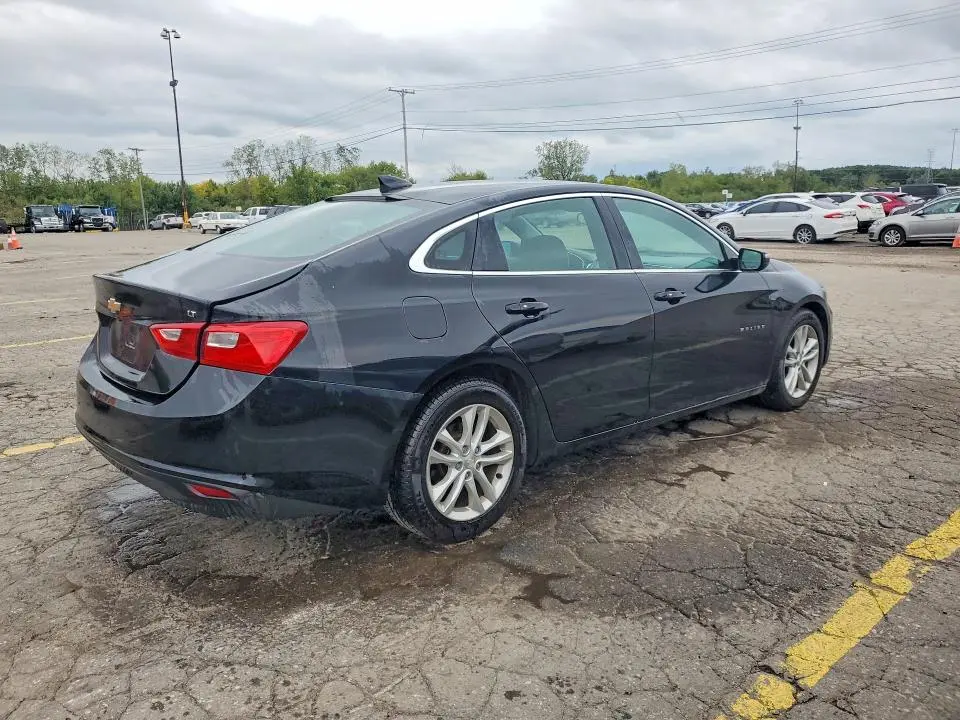 2017 CHEVROLET MALIBU LT  