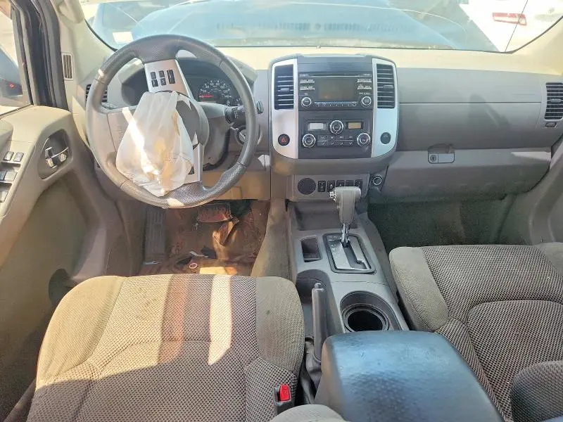2014 NISSAN FRONTIER S  