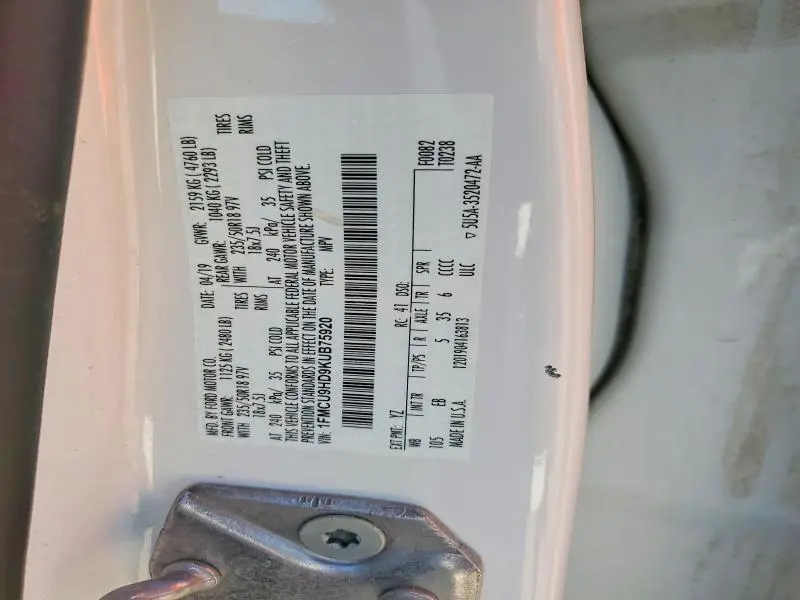 2019 FORD ESCAPE SEL  