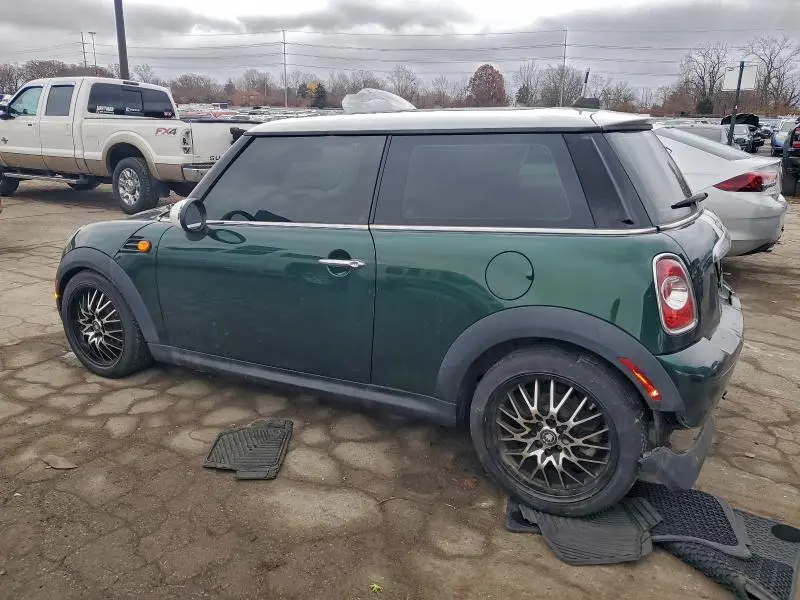 2011 MINI COOPER   