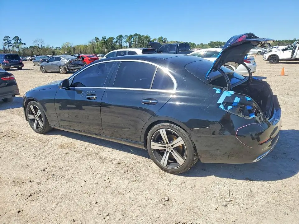 2022 MERCEDES-BENZ C 300  