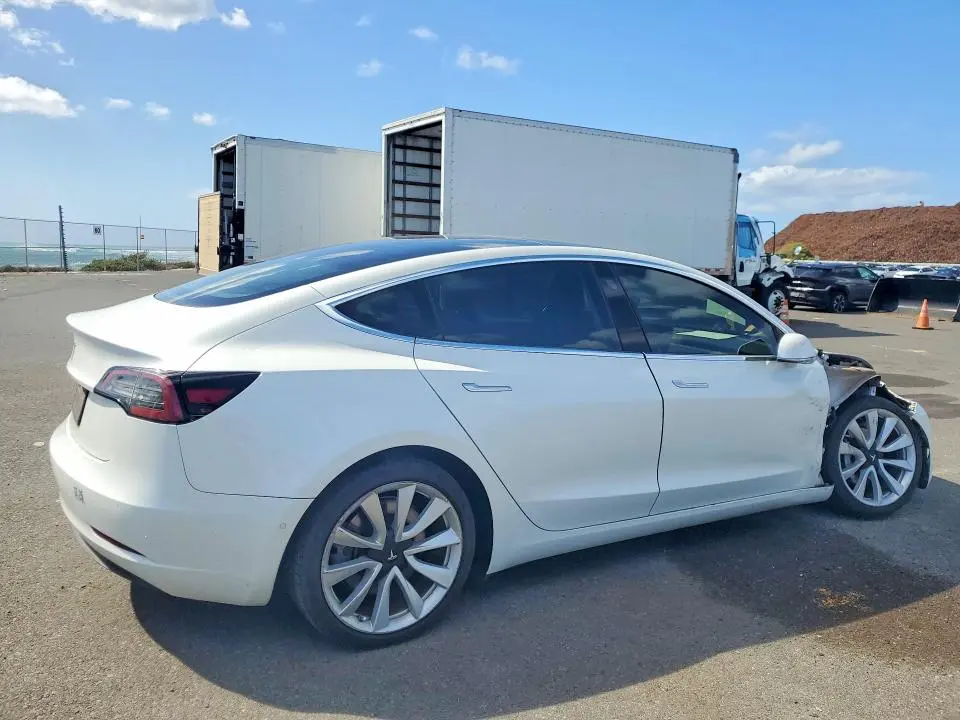 2019 TESLA MODEL 3   