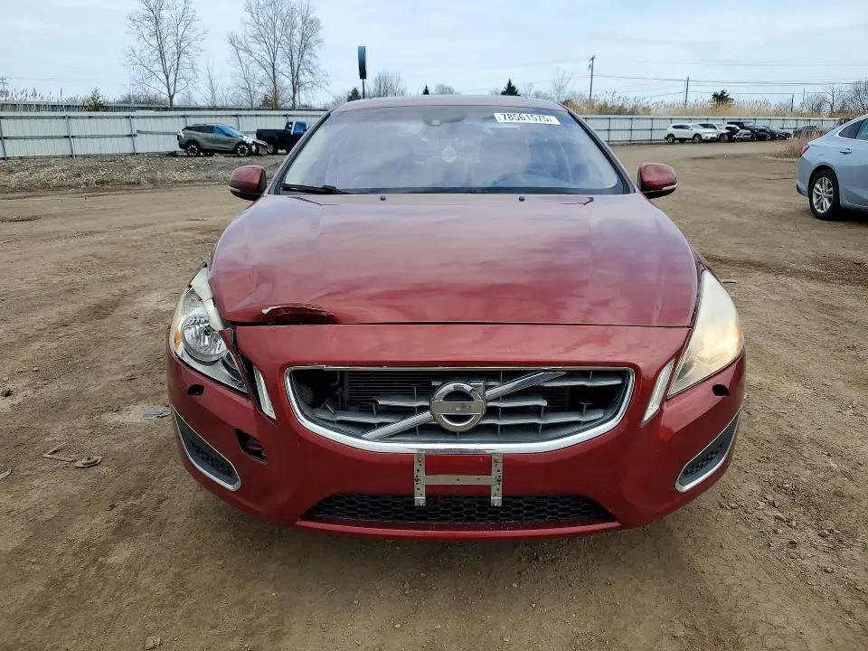 2013 VOLVO S60 T5  
