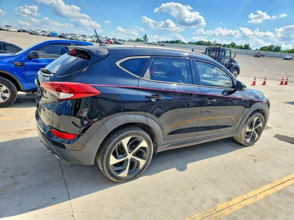 2016 HYUNDAI TUCSON SPORT  