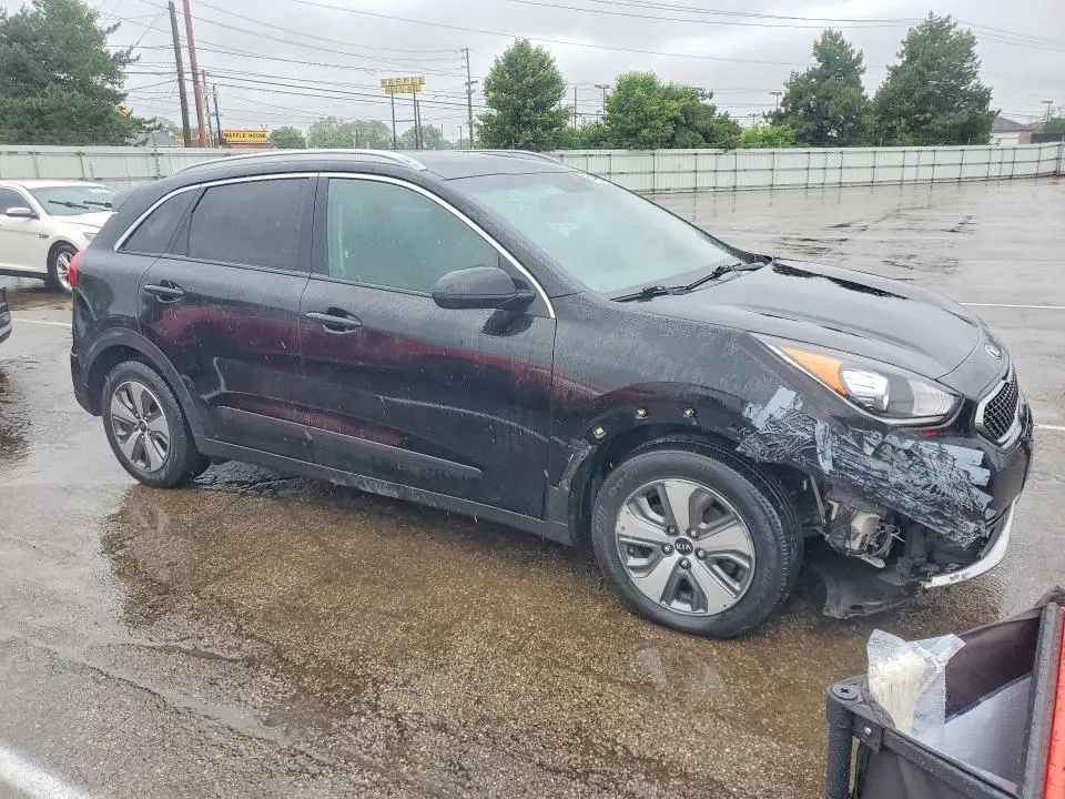 2019 KIA NIRO LX  