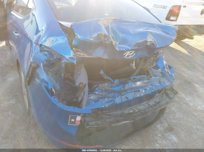 2018 HYUNDAI ELANTRA SEL