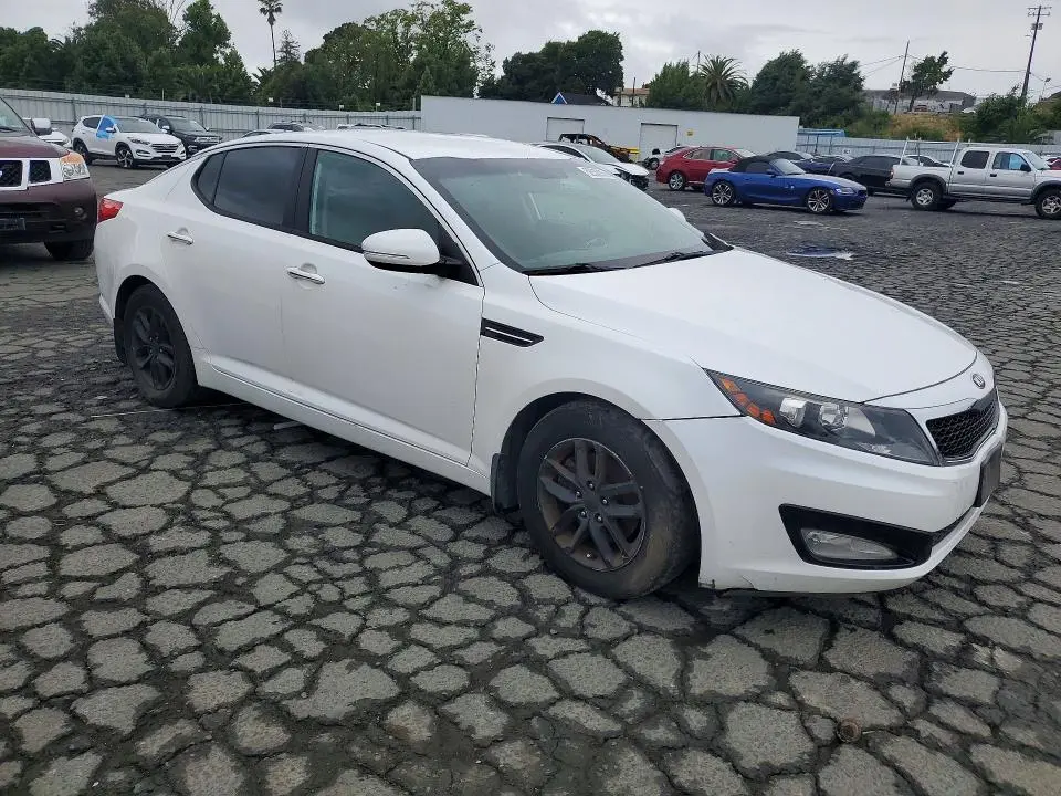2013 KIA OPTIMA LX  