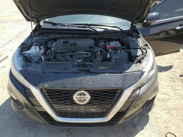 2022 NISSAN ALTIMA SV  