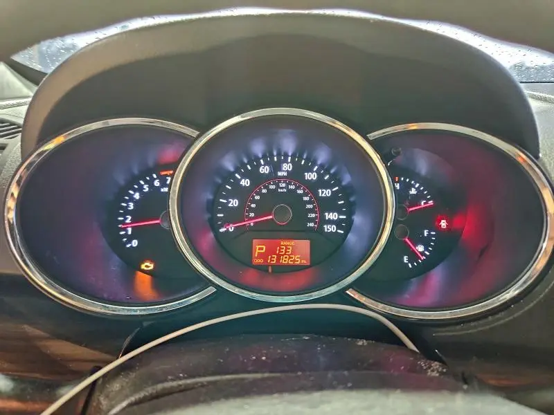 2012 KIA SORENTO BASE  