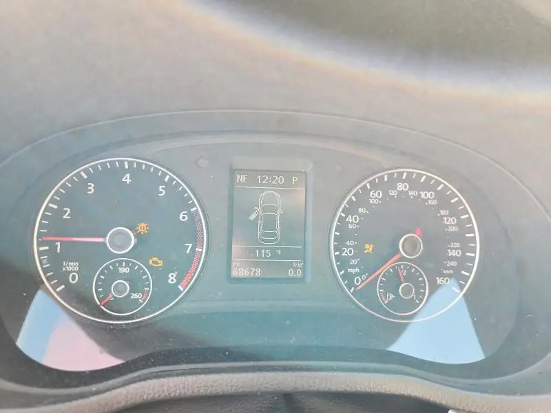 2013 VOLKSWAGEN PASSAT SE  