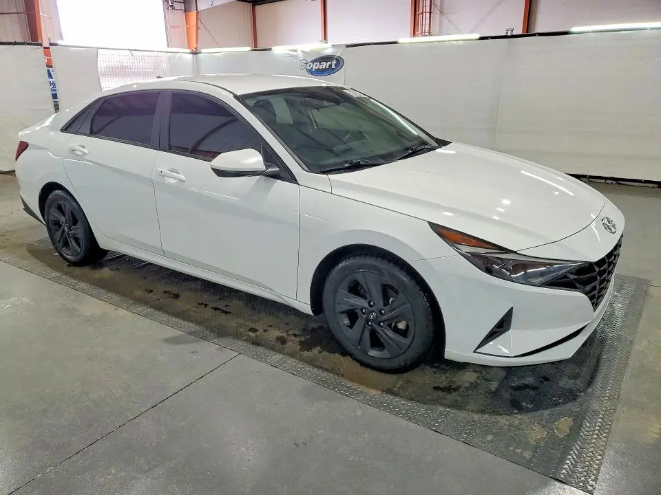 2021 HYUNDAI ELANTRA   