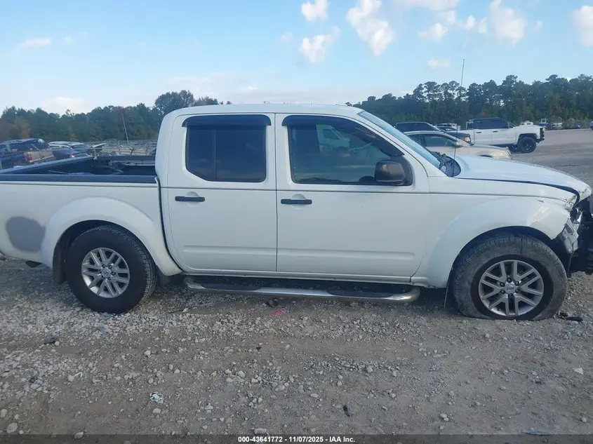 2016 NISSAN FRONTIER SV