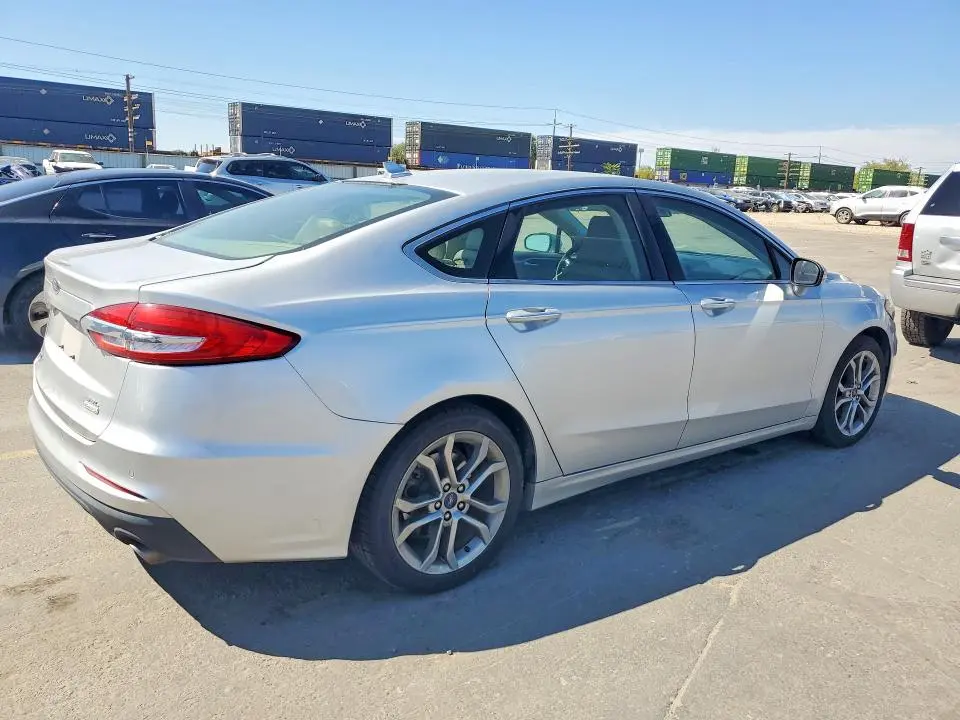 2019 FORD FUSION SEL  