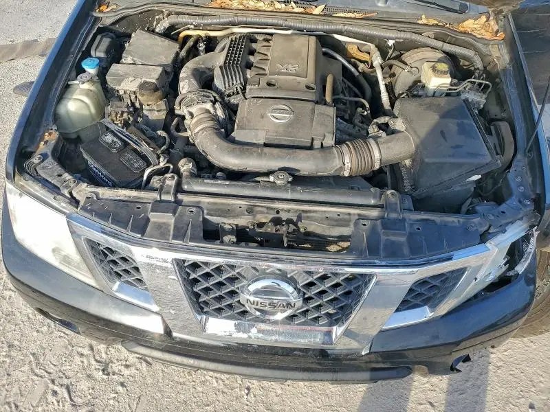 2015 NISSAN FRONTIER S  