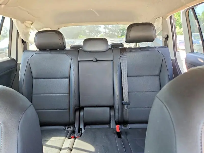 2018 VOLKSWAGEN TIGUAN SE, SEL  