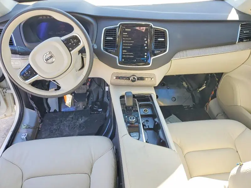 2025 VOLVO XC90 PLUS  