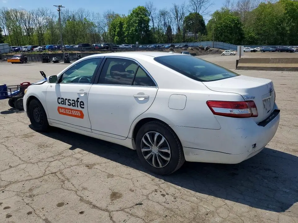 2011 TOYOTA CAMRY BASE  