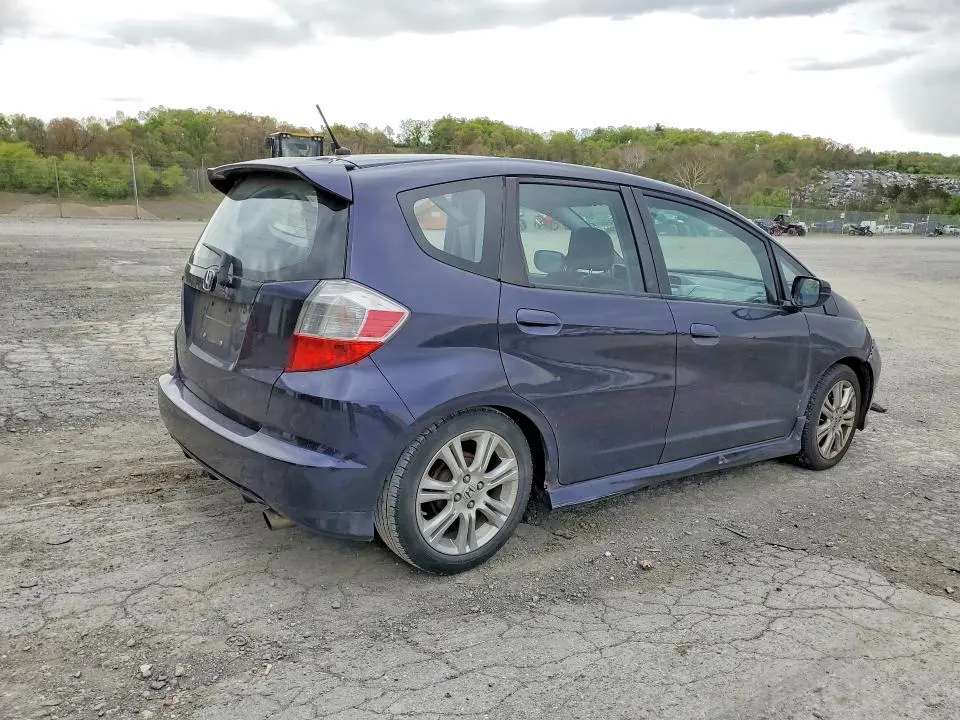 2010 HONDA FIT SPORT  
