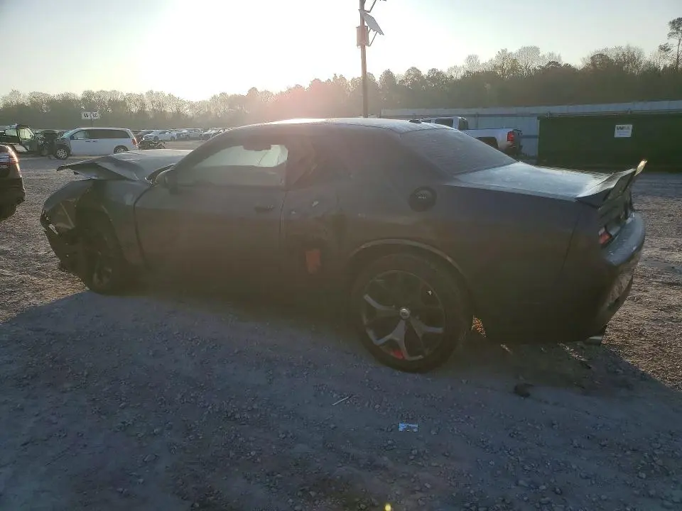 2020 DODGE CHALLENGER SXT  