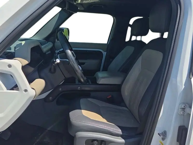 2021 LAND ROVER DEFENDER 110 X-DYNAMIC HSE  