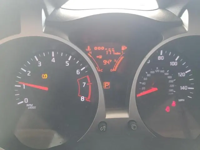2013 NISSAN JUKE S  