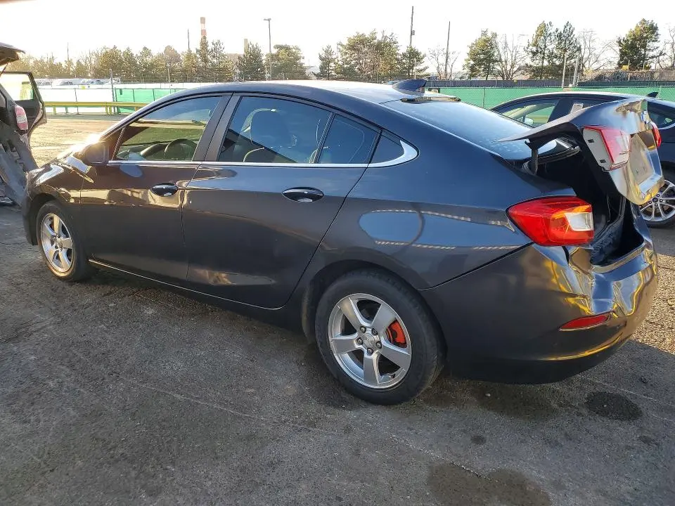 2017 CHEVROLET CRUZE LT  