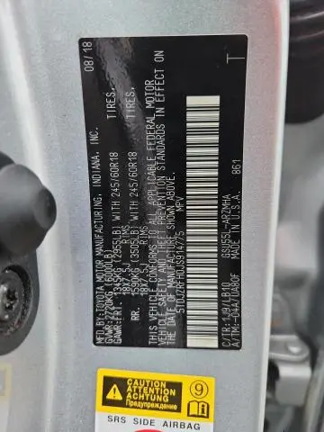 2018 TOYOTA HIGHLANDER SE  