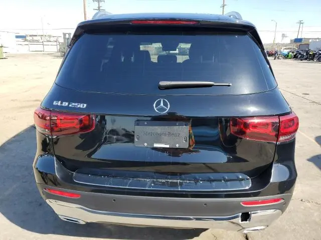 2023 MERCEDES-BENZ GLB 250  