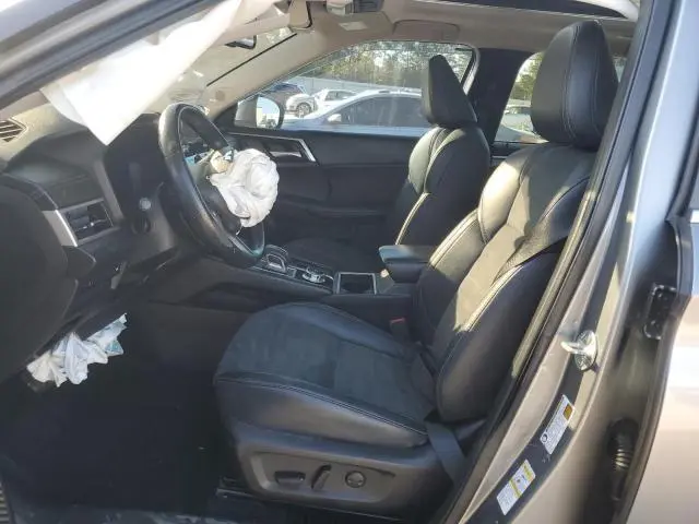 2022 MITSUBISHI OUTLANDER SE  